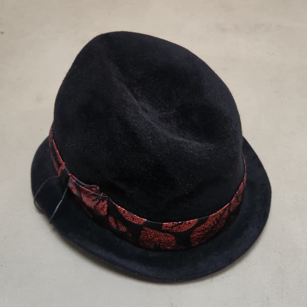 와코마리아 래빗퍼 키스 페도라