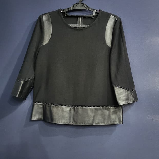 마쥬 양가죽 모 집업티