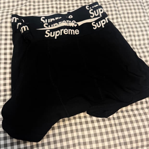 정품 슈프림 팬티 S사이즈 3set