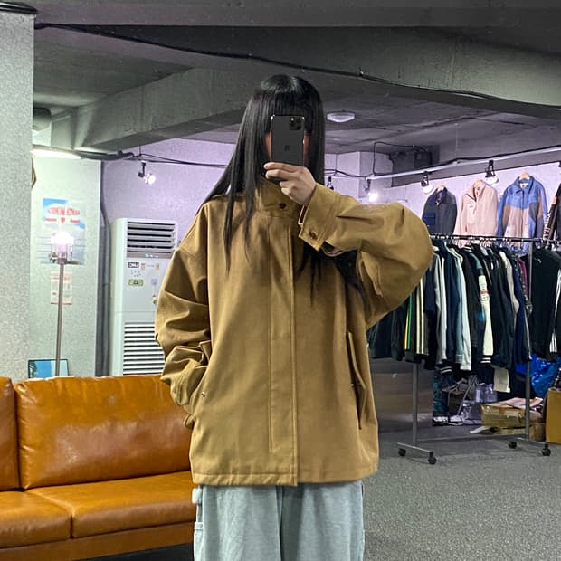 파르티멘토 브라운 스웨이드 지퍼 하이넥 오바핏필드자켓 B4476
