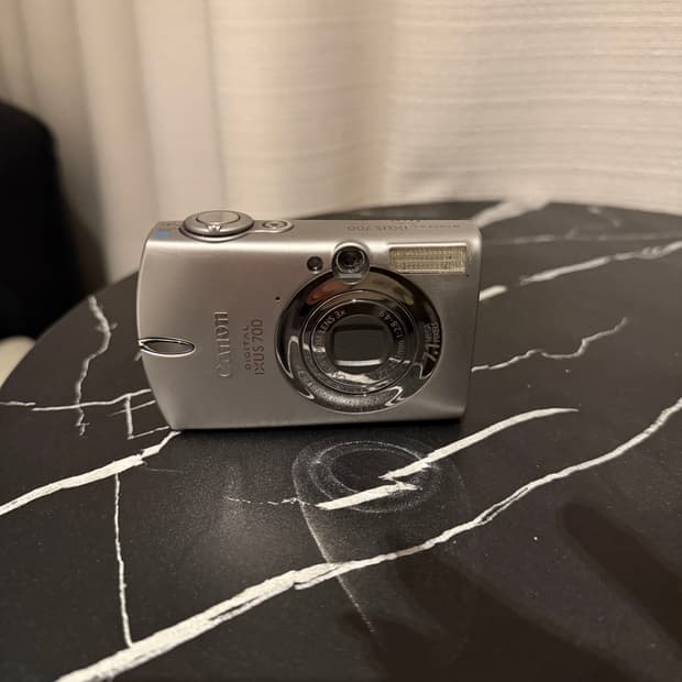 캐논 익서스 700 (canon ixus 700)