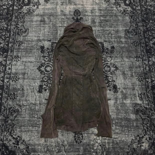 LGB 00s back cross shorty cardigan