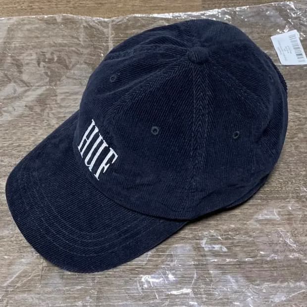 [OS] 허프 Huf 코듀로이 로고 블랙 캡 모자