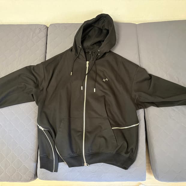 25FW 송지오X엘리엇 에밀 콜라보 크루아제 후드집업 52