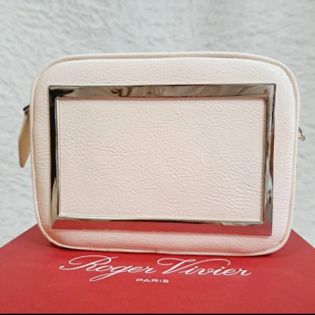 로저비비에 스퀘어백