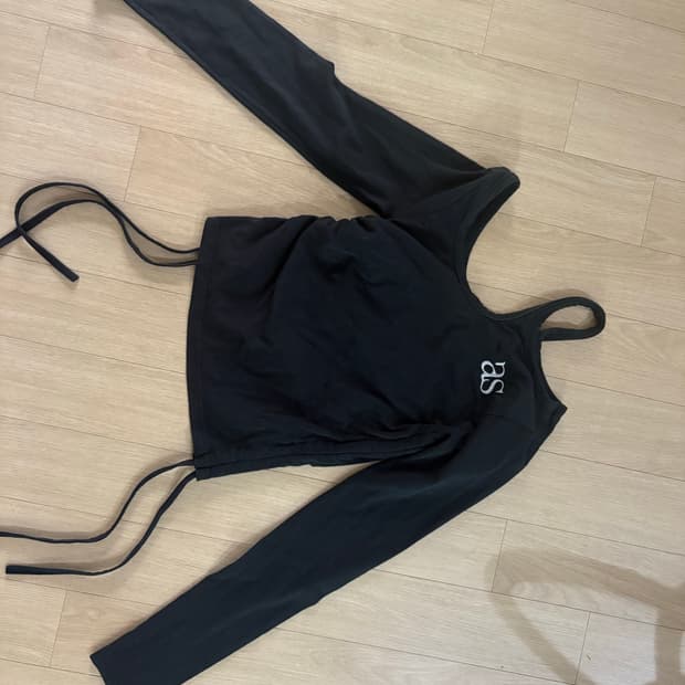 희귀템 애즈온 긴팔티셔츠
