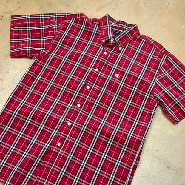 M 버버리 레드 체크 반팔 셔츠