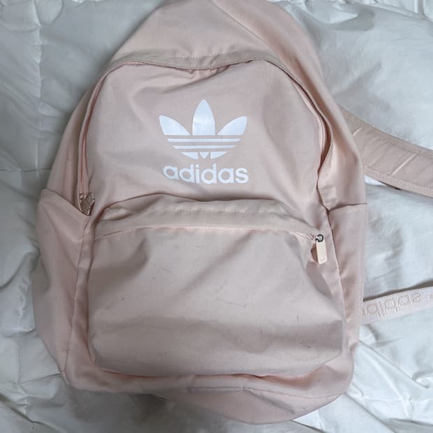 아디다스 연핑크 백팩