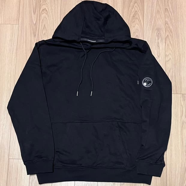 C.P. 컴퍼니 블랙 후드티 2XL