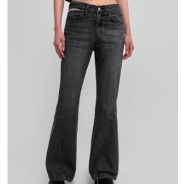 팔렛트 컷아웃 부츠컷 데님팬츠