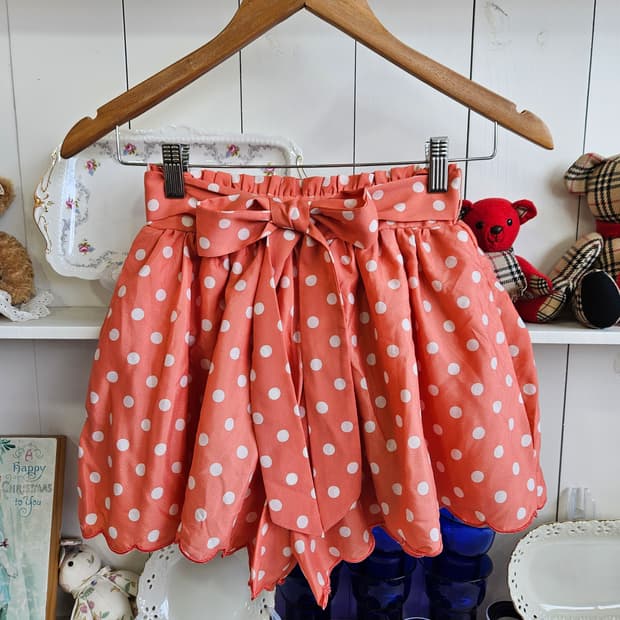 잉그니(INGNI) 도트 리본 큐롯 스커트팬츠