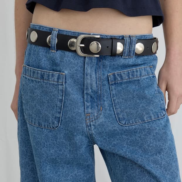BOLD RIVET LEATHER BELT