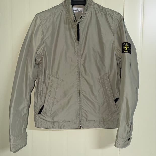 스톤 아일랜드 마이크로 렙스 보머 재킷 m