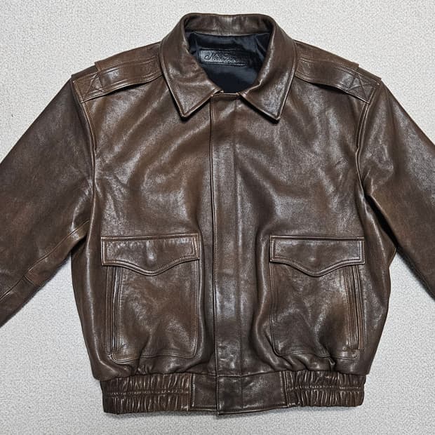 느와르라르메스 25fw A2자켓