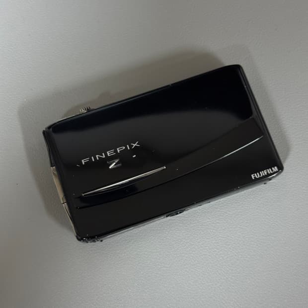 📸 후지필름 파인픽스 Z950EXR