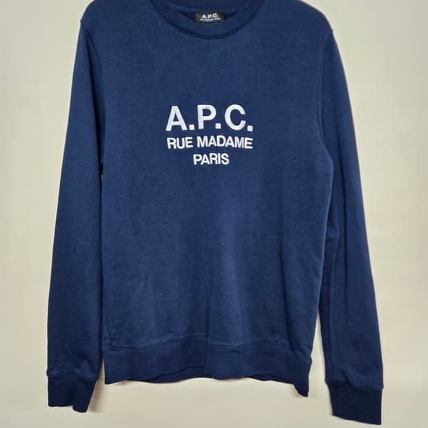 A.P.C. 로고 맨투맨 네이비S