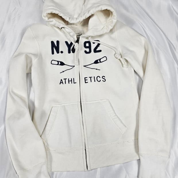 아베크롬비후드집업딱불핏