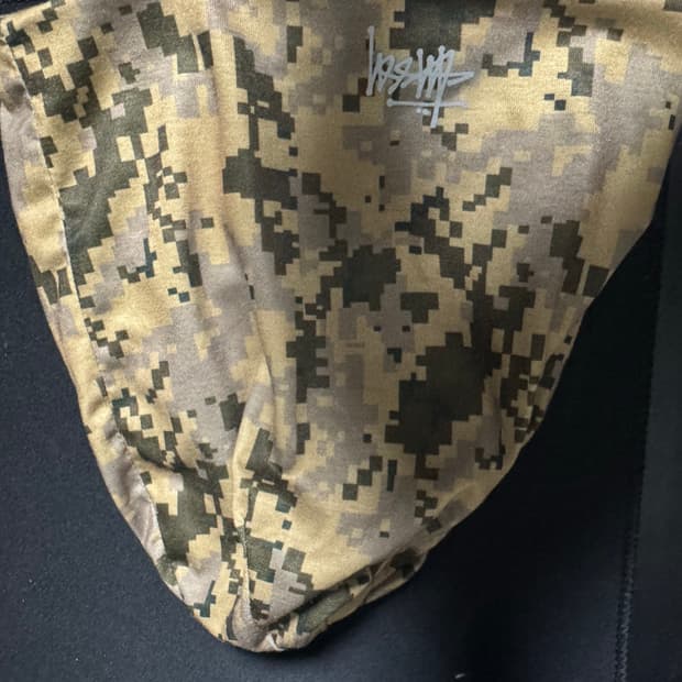 스투시 디지털 카모 스컬캡