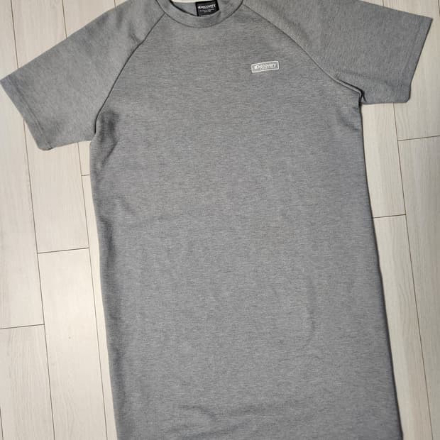 새상품급) 디스커버리 반팔 원피스 95 m

여러 중고사이트에도 같이 판