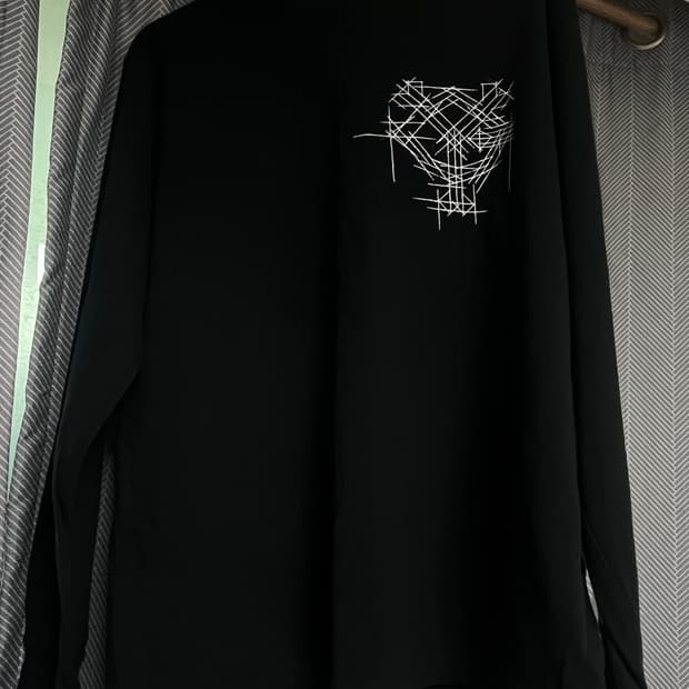 뉴에라 x 더솔로이스트 롱슬리브 (L)