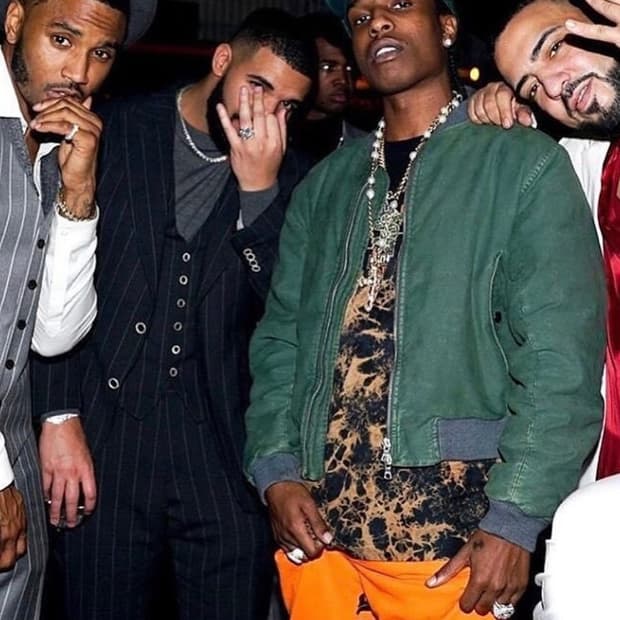 구매] 드리스만노튼 14aw 몰스킨 백지퍼 봄버