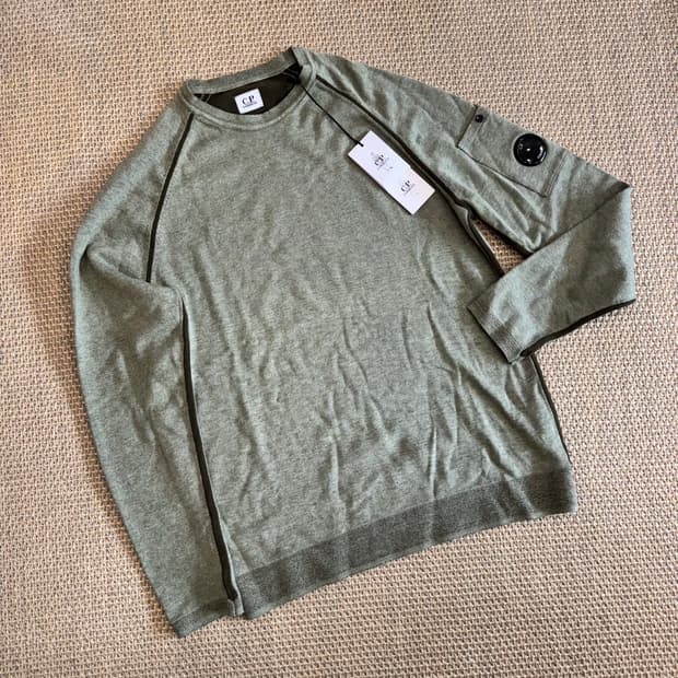 C.P. Company CP컴퍼니 이탈리안 최상급 크루넥 니트
