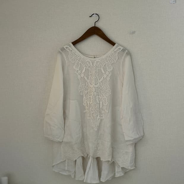 화이트 레이스 블라우스
