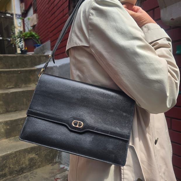 크리스찬 디올 몽테뉴 빈티지 크로스백 블랙