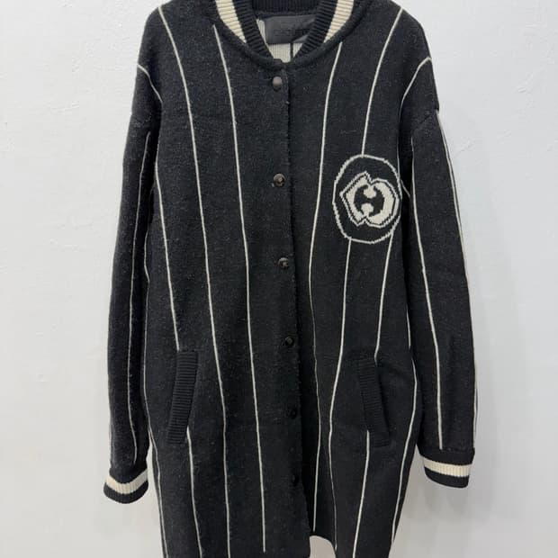 정품) 럭키슈에뜨 스트라이프 니트 자켓 F