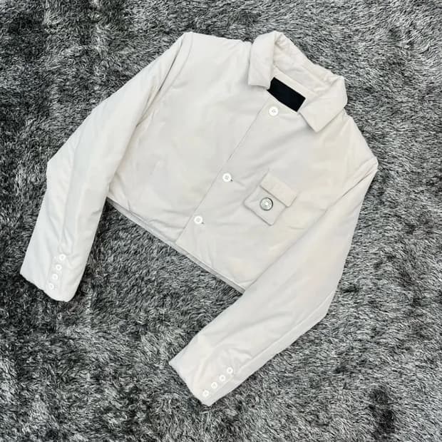 배드블러드 여성 크롭 코튼 자켓 (M)