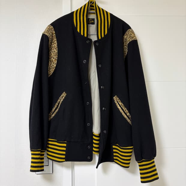 니들스 레오파드 바시티 자켓