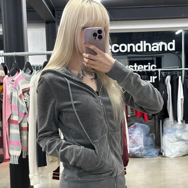 쥬시 꾸뛰르 그레이 벨벳 후드집업