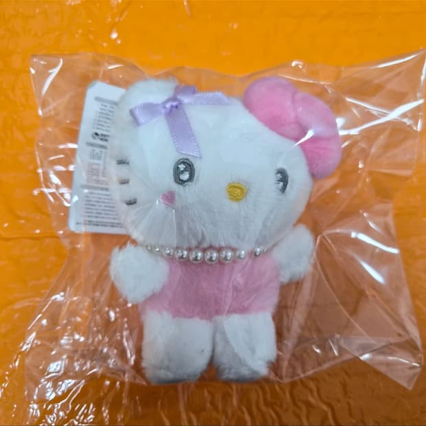 헬로키티 진주목걸이 키링