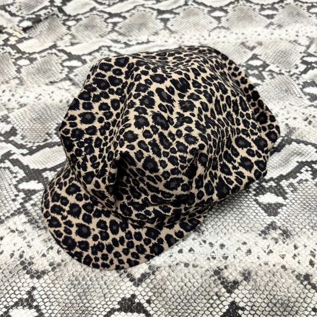 “Vintage” Kitsch Mood Leopard Cap