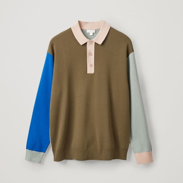 COS 남성 배색 카라 니트