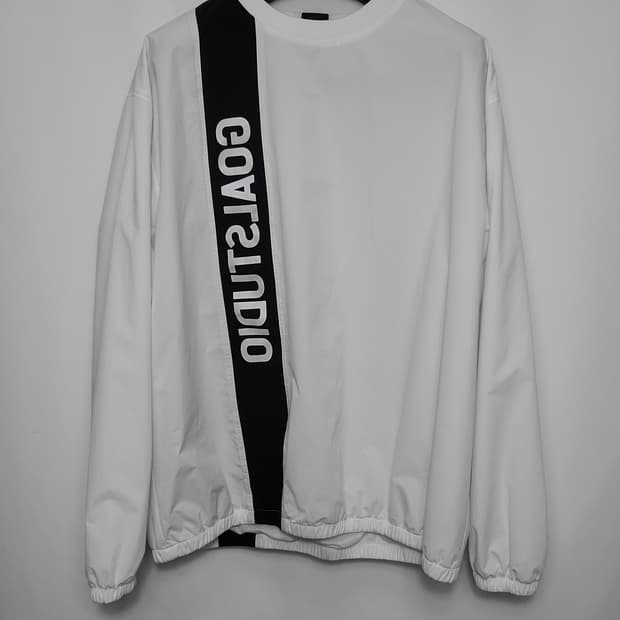 스트릿 레터링 바람막이 맨투맨 (화이트/블랙 스트랩)