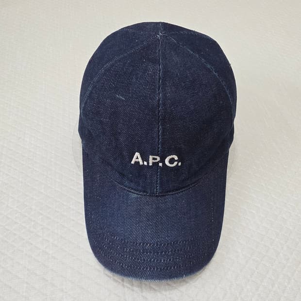 [프립]58/A.P.C. (아페쎄) 로고 자수 데님 볼캡