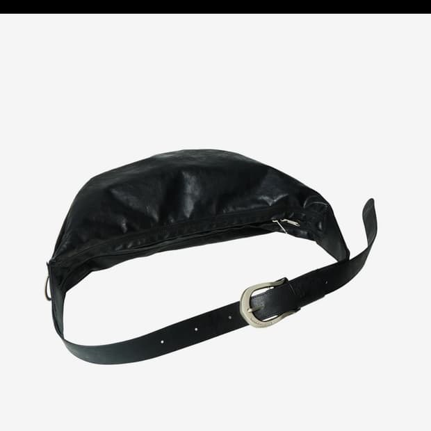 이우가마카라스 레더 숄더백