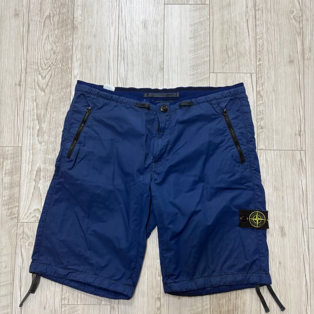 스톤아일랜드 나일론 메탈 팬츠 블루