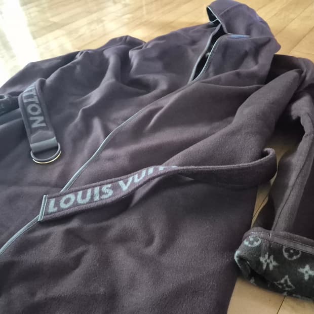 루이비통 후디드 랩 코트
