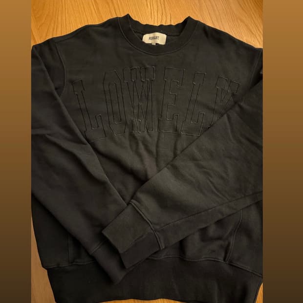 노앙 론리러블리 맨투맨 스웻셔츠 NOHANT 크롭 오버핏 머슬핏