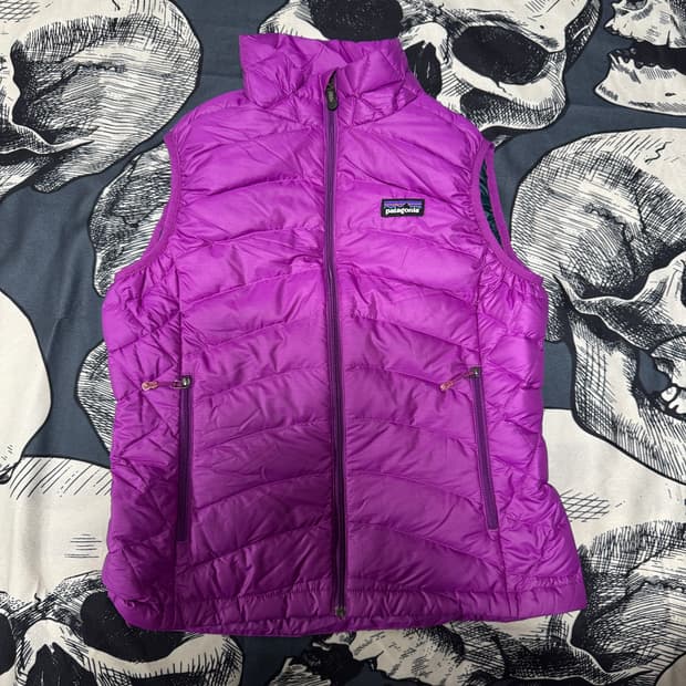 파타고니아 구스다운 패딩조끼 xs사이즈