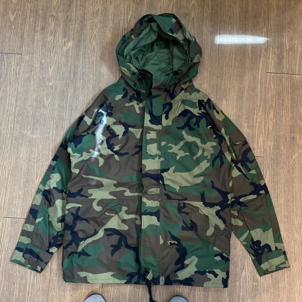 🌊US army woodland goretex L-L