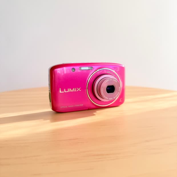 💗 반짝이는 핫핑크  Panasonic LUMIX 루믹스 DMC-S2