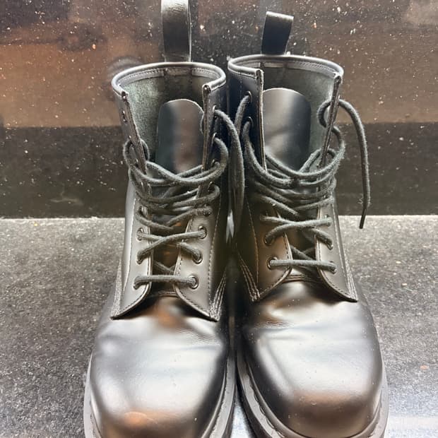 닥터마틴 1460 모노