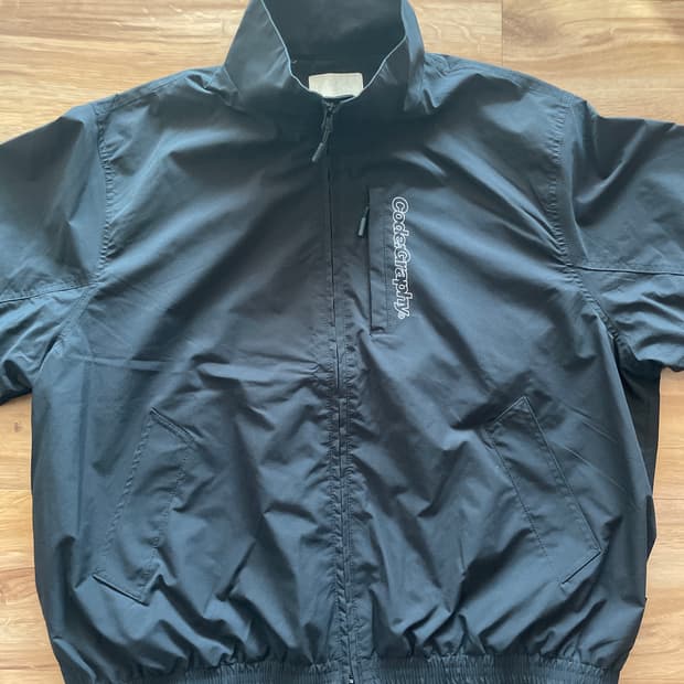  코드그라피 바람막이