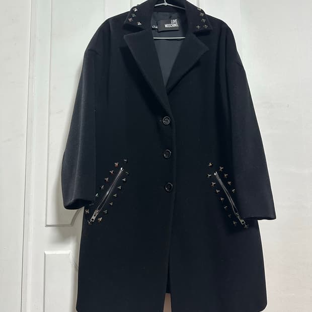 러브모스키노 스터드 코트