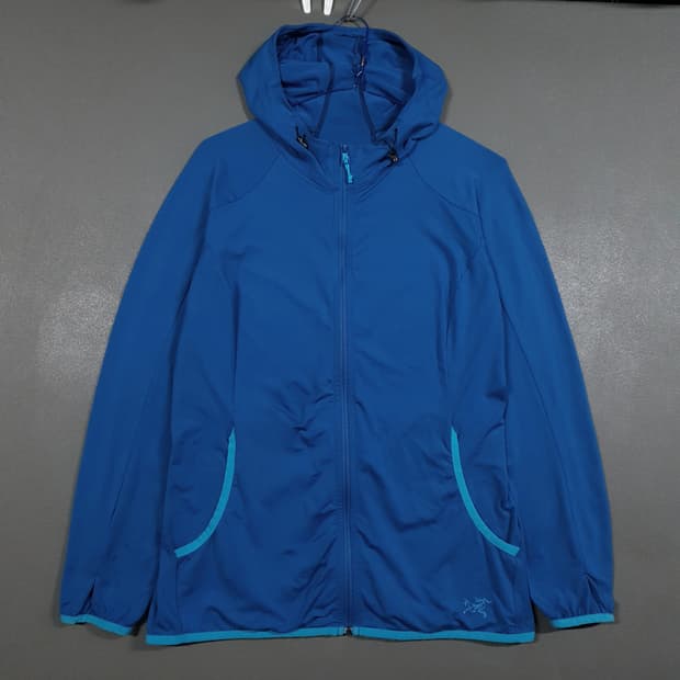 여성 M) 아크테릭스 솔테라 쉘 후드 경량 집업 자켓 블루