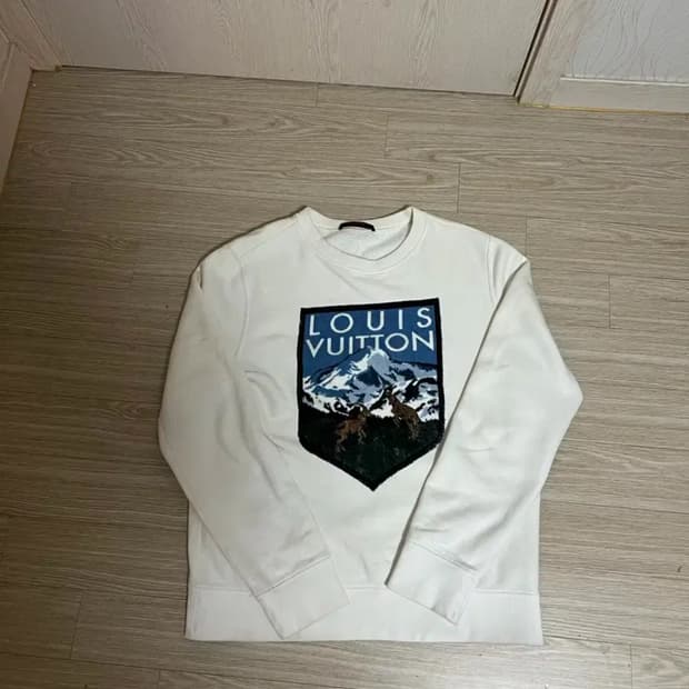 여자 꼬실수있는 루이비통 디어 마운틴 맨투맨