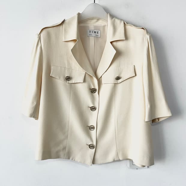 타임 23 반팔 크롭 자켓